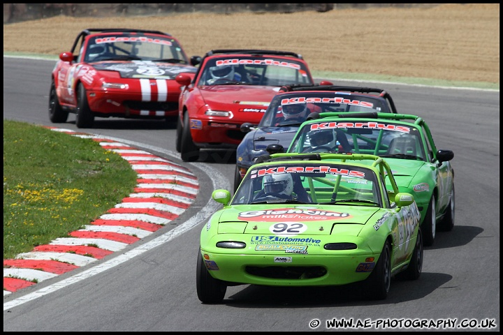 BRSCC_Championship_Racing_Brands_Hatch_120610_AE_051.jpg