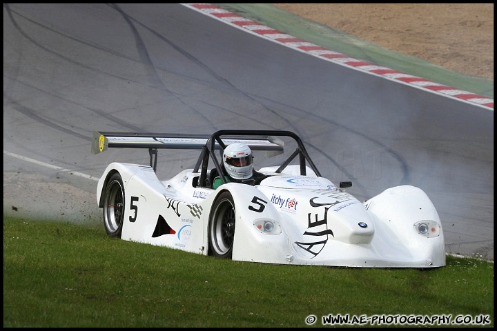BRSCC_Championship_Racing_Brands_Hatch_120610_AE_102.jpg