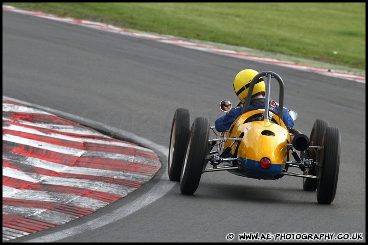 BRSCC_Championship_Racing_Brands_Hatch_120610_AE_110.jpg