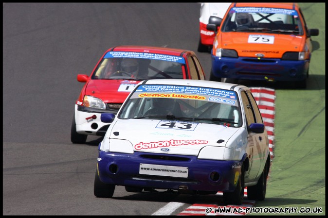 BRSCC_Championship_Racing_Brands_Hatch_140609_AE_031.jpg
