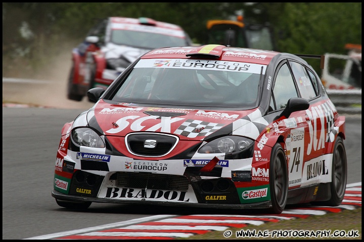 WTCC,F2_and_Support_Brands_Hatch_170710_AE_114.jpg