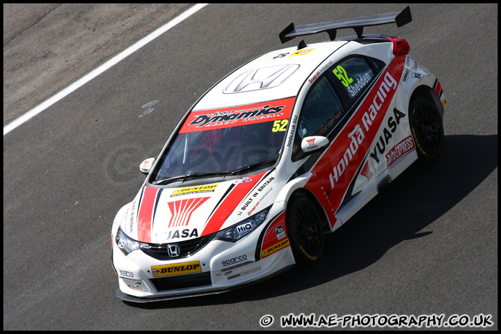 BTCC_and_Support_Brands_Hatch_010412_AE_038.jpg