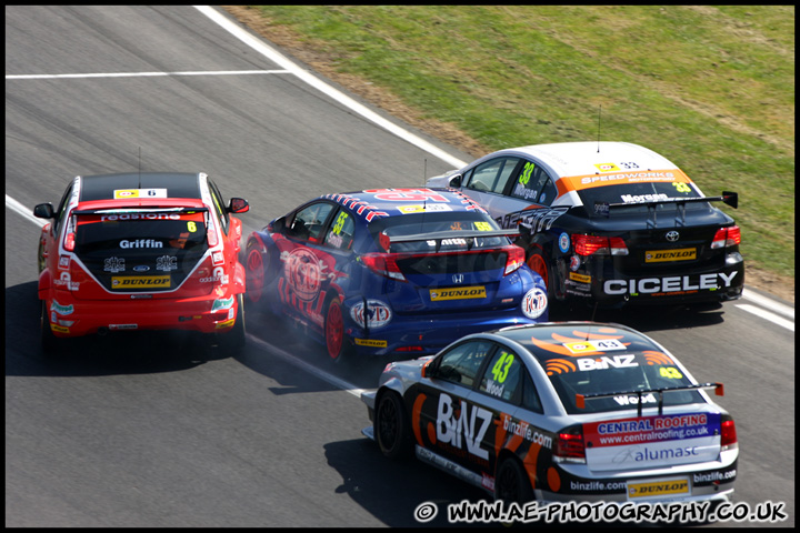 BTCC_and_Support_Brands_Hatch_010412_AE_043.jpg