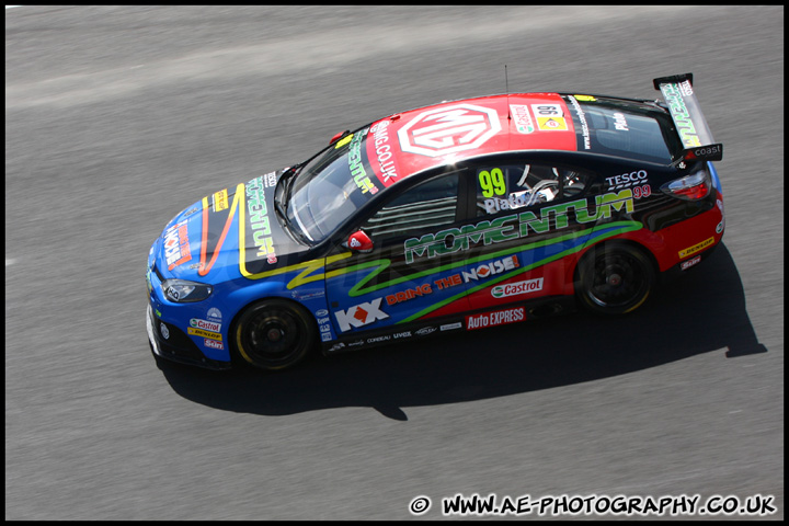 BTCC_and_Support_Brands_Hatch_010412_AE_052.jpg