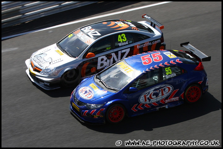BTCC_and_Support_Brands_Hatch_010412_AE_053.jpg
