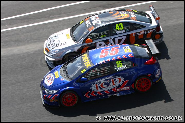 BTCC_and_Support_Brands_Hatch_010412_AE_054.jpg