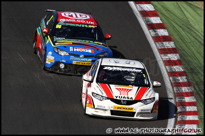BTCC_and_Support_Brands_Hatch_010412_AE_095.jpg