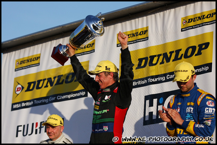 BTCC_and_Support_Brands_Hatch_010412_AE_167.jpg