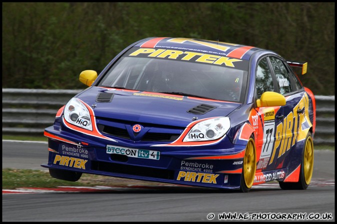 BTCC_and_Support_Brands_Hatch_010510_AE_021.jpg