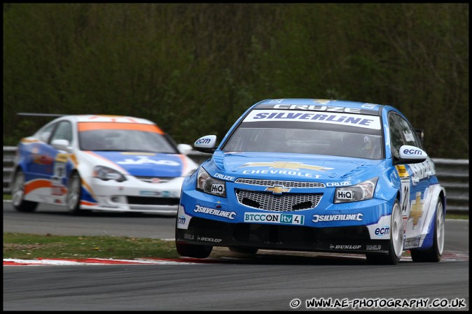 BTCC_and_Support_Brands_Hatch_010510_AE_023.jpg