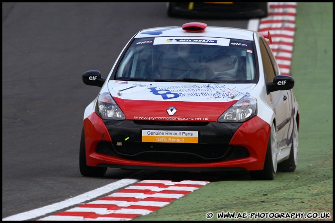 BTCC_and_Support_Brands_Hatch_010510_AE_041.jpg