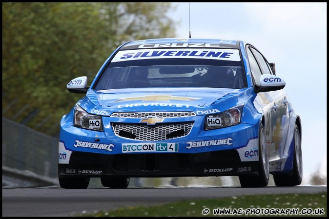 BTCC_and_Support_Brands_Hatch_010510_AE_063.jpg