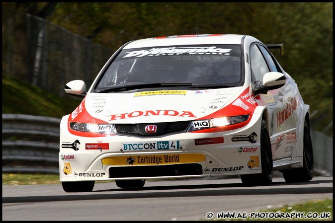 BTCC_and_Support_Brands_Hatch_010510_AE_068.jpg