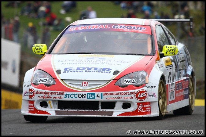 BTCC_and_Support_Brands_Hatch_010510_AE_096.jpg