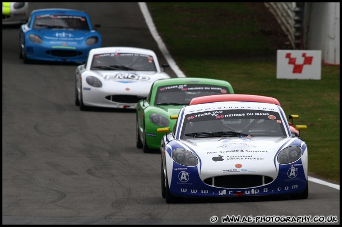 BTCC_and_Support_Brands_Hatch_010510_AE_119.jpg