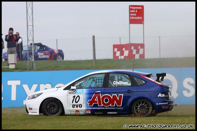 BTCC_and_Support_Snetterton_010809_AE_015.jpg