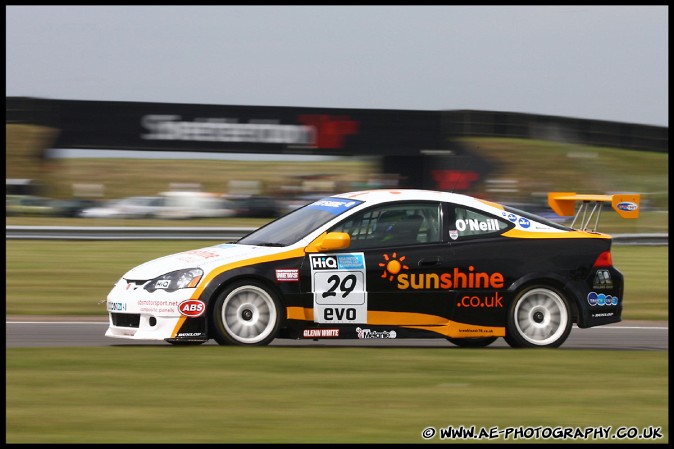 BTCC_and_Support_Snetterton_010809_AE_034.jpg