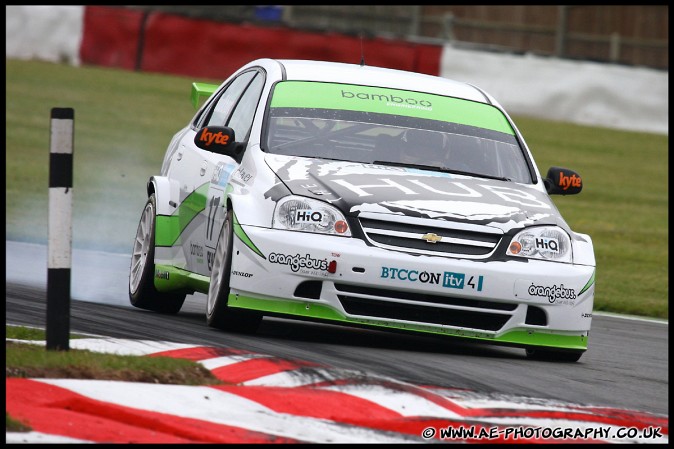 BTCC_and_Support_Snetterton_010809_AE_061.jpg