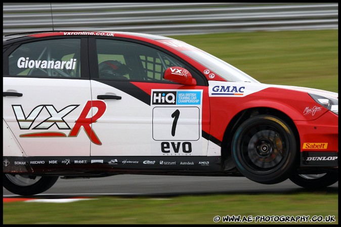 BTCC_and_Support_Snetterton_010809_AE_066.jpg