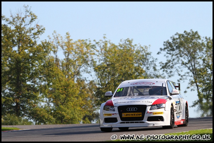 BTCC_and_Support_Brands_Hatch_011011_AE_069.jpg