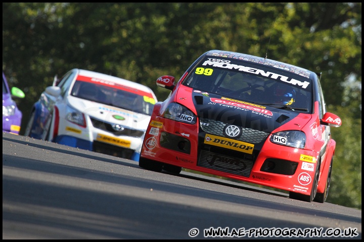 BTCC_and_Support_Brands_Hatch_011011_AE_077.jpg