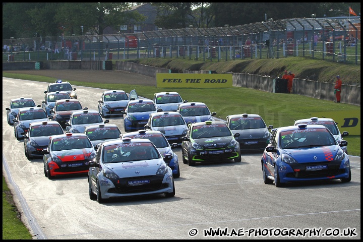 BTCC_and_Support_Brands_Hatch_011011_AE_114.jpg