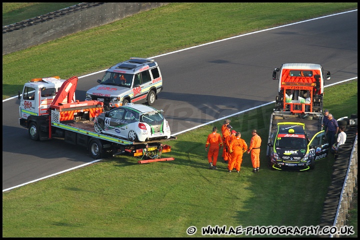 BTCC_and_Support_Brands_Hatch_011011_AE_125.jpg