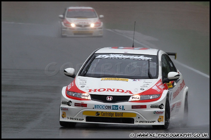BTCC_and_Support_Brands_Hatch_020510_AE_017.jpg
