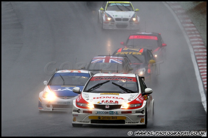 BTCC_and_Support_Brands_Hatch_020510_AE_064.jpg