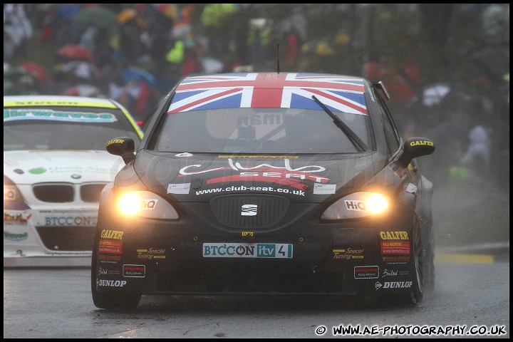 BTCC_and_Support_Brands_Hatch_020510_AE_070.jpg