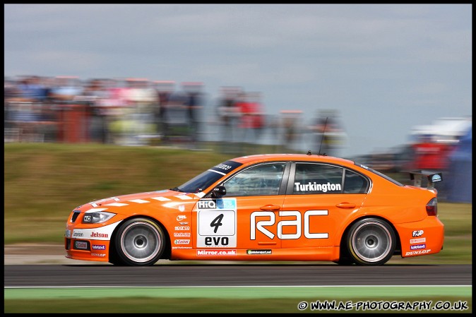 BTCC_and_Support_Snetterton_020809_AE_042.jpg