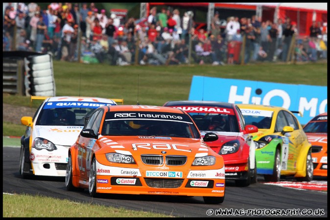 BTCC_and_Support_Snetterton_020809_AE_066.jpg