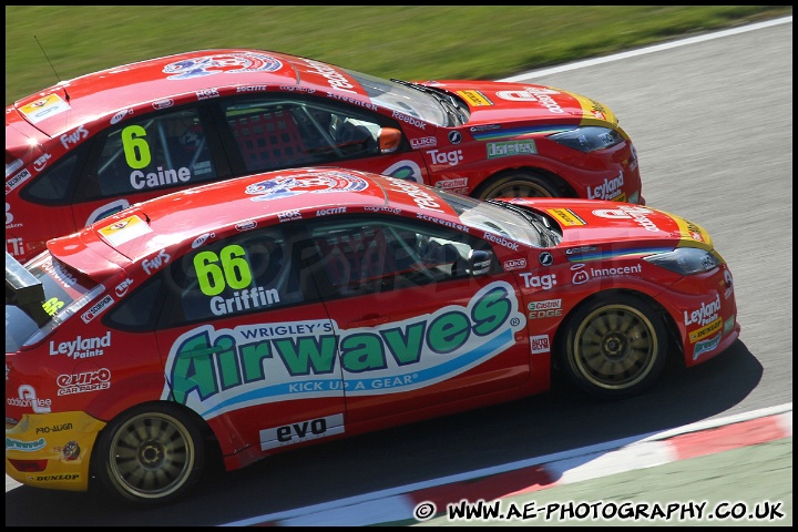 BTCC_and_Support_Brands_Hatch_021011_AE_025.jpg