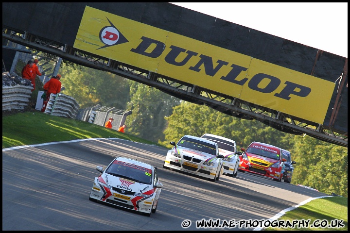 BTCC_and_Support_Brands_Hatch_021011_AE_050.jpg