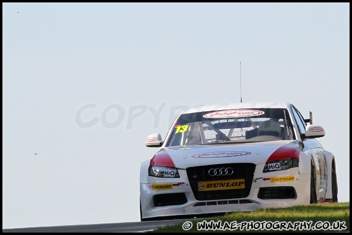 BTCC_and_Support_Brands_Hatch_021011_AE_055.jpg