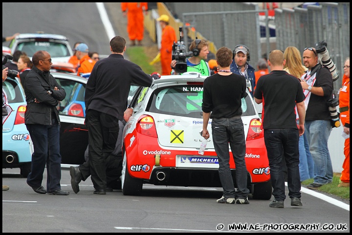 BTCC_and_Support_Brands_Hatch_030411_AE_096.jpg