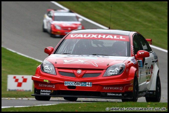 BTCC_and_Support_Brands_Hatch_031009_AE_023.jpg