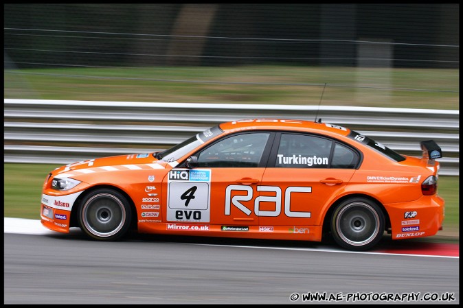 BTCC_and_Support_Brands_Hatch_031009_AE_026.jpg