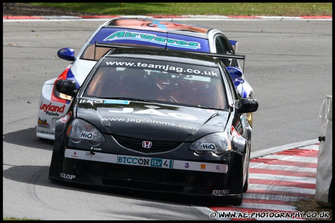 BTCC_and_Support_Brands_Hatch_031009_AE_063.jpg