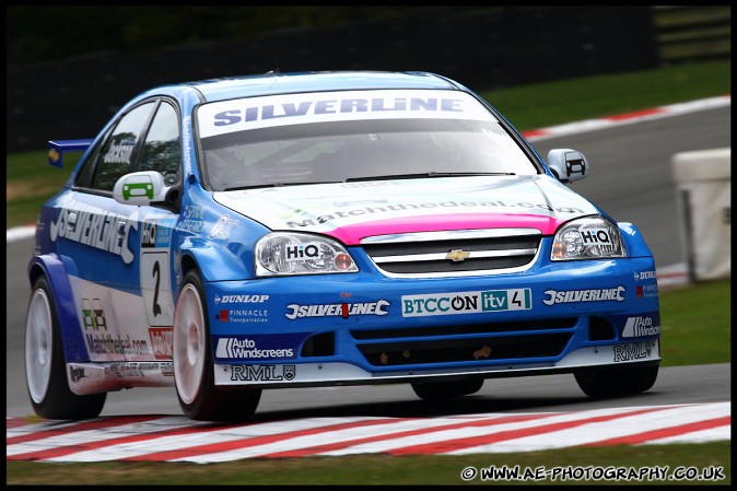 BTCC_and_Support_Brands_Hatch_031009_AE_065.jpg