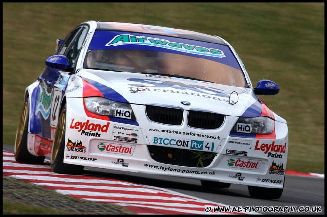 BTCC_and_Support_Brands_Hatch_031009_AE_070.jpg