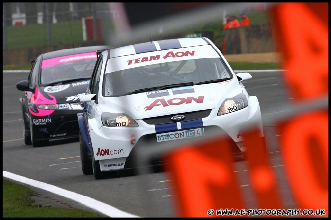 BTCC_and_Support_Brands_Hatch_040409_AE_027.jpg