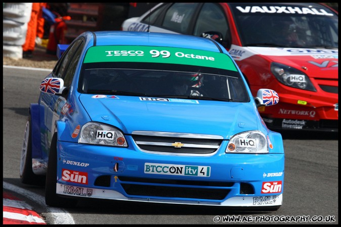 BTCC_and_Support_Brands_Hatch_040409_AE_062.jpg