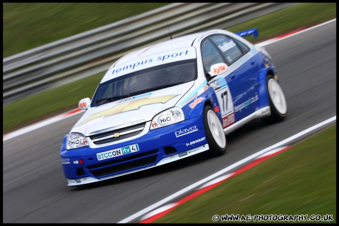 BTCC_and_Support_Brands_Hatch_040409_AE_073.jpg