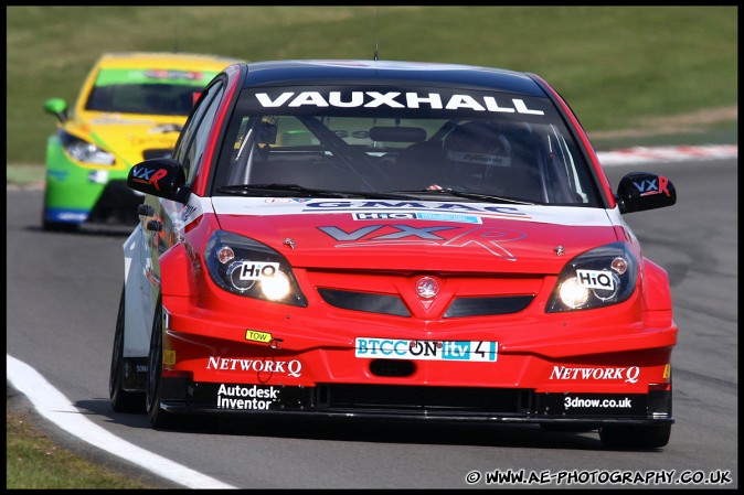 BTCC_and_Support_Brands_Hatch_040409_AE_097.jpg