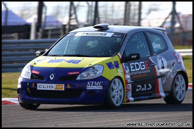 BTCC_and_Support_Brands_Hatch_040409_AE_111.jpg