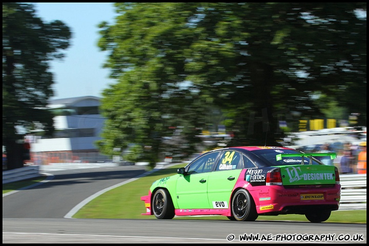 BTCC_and_Support_Oulton_Park_040611_AE_011.jpg