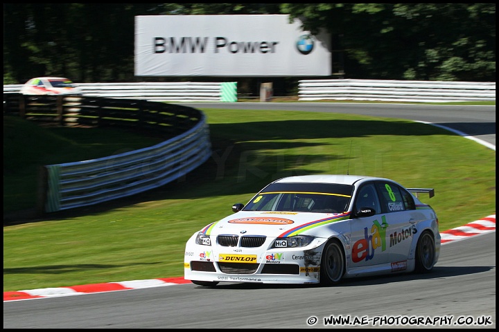 BTCC_and_Support_Oulton_Park_040611_AE_024.jpg