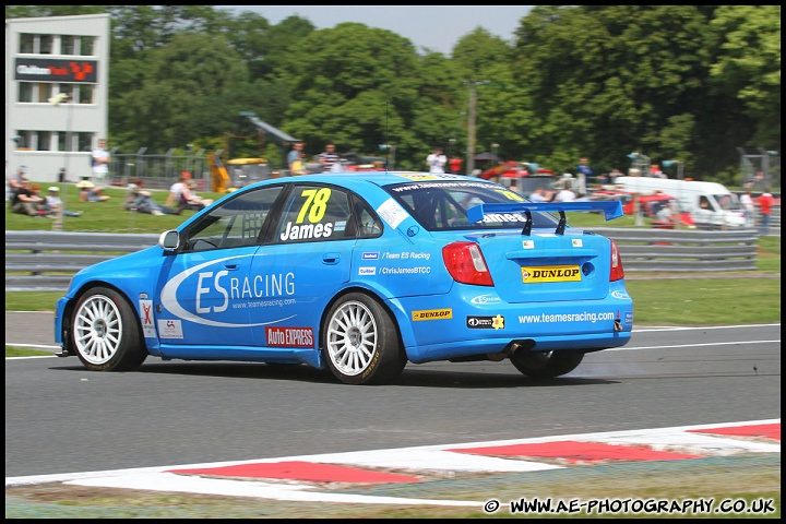 BTCC_and_Support_Oulton_Park_040611_AE_062.jpg