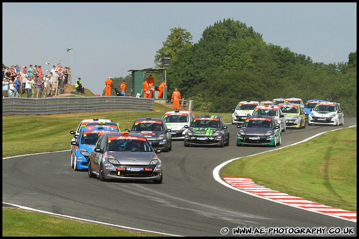 BTCC_and_Support_Oulton_Park_040611_AE_091.jpg